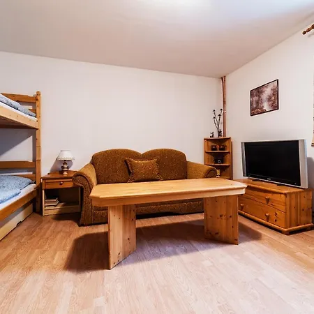 Velka Chata Pod Chopkom * Dolna Lehota