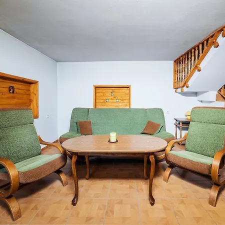 Velka Chata Pod Chopkom Chalet Dolna Lehota