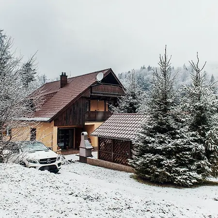 Velka Chata Pod Chopkom Dolna Lehota